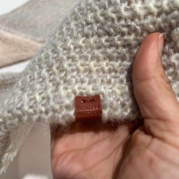 Blue Knit Scarf - Picture 4 of 14